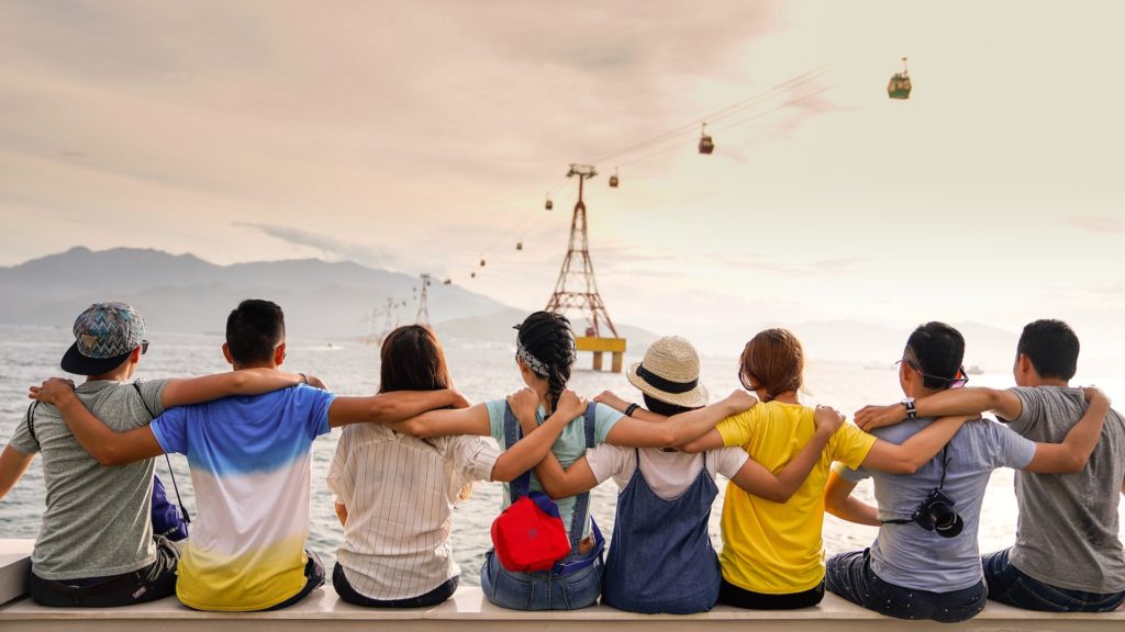 5 Ways To Build Deep, Meaningful Friendships